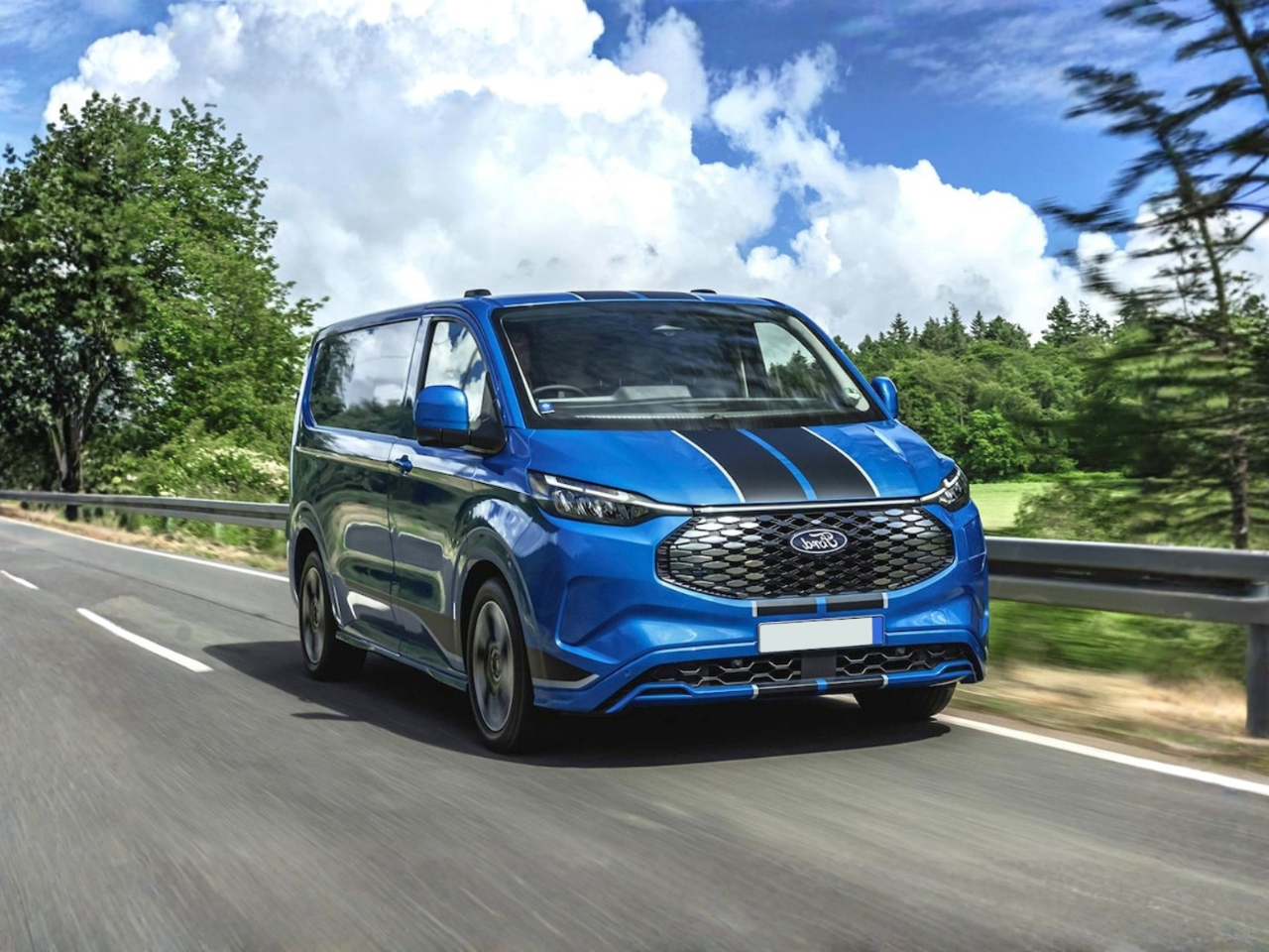 Ford E-Transit Custom